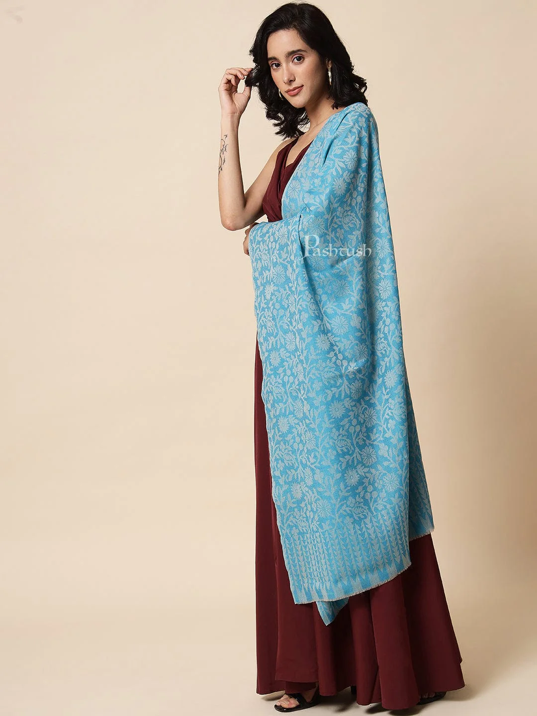 Pashtush Women's Fine Wool, Reversible Floral Scarf, Soft And Warm, Arctic Blue - Image 6