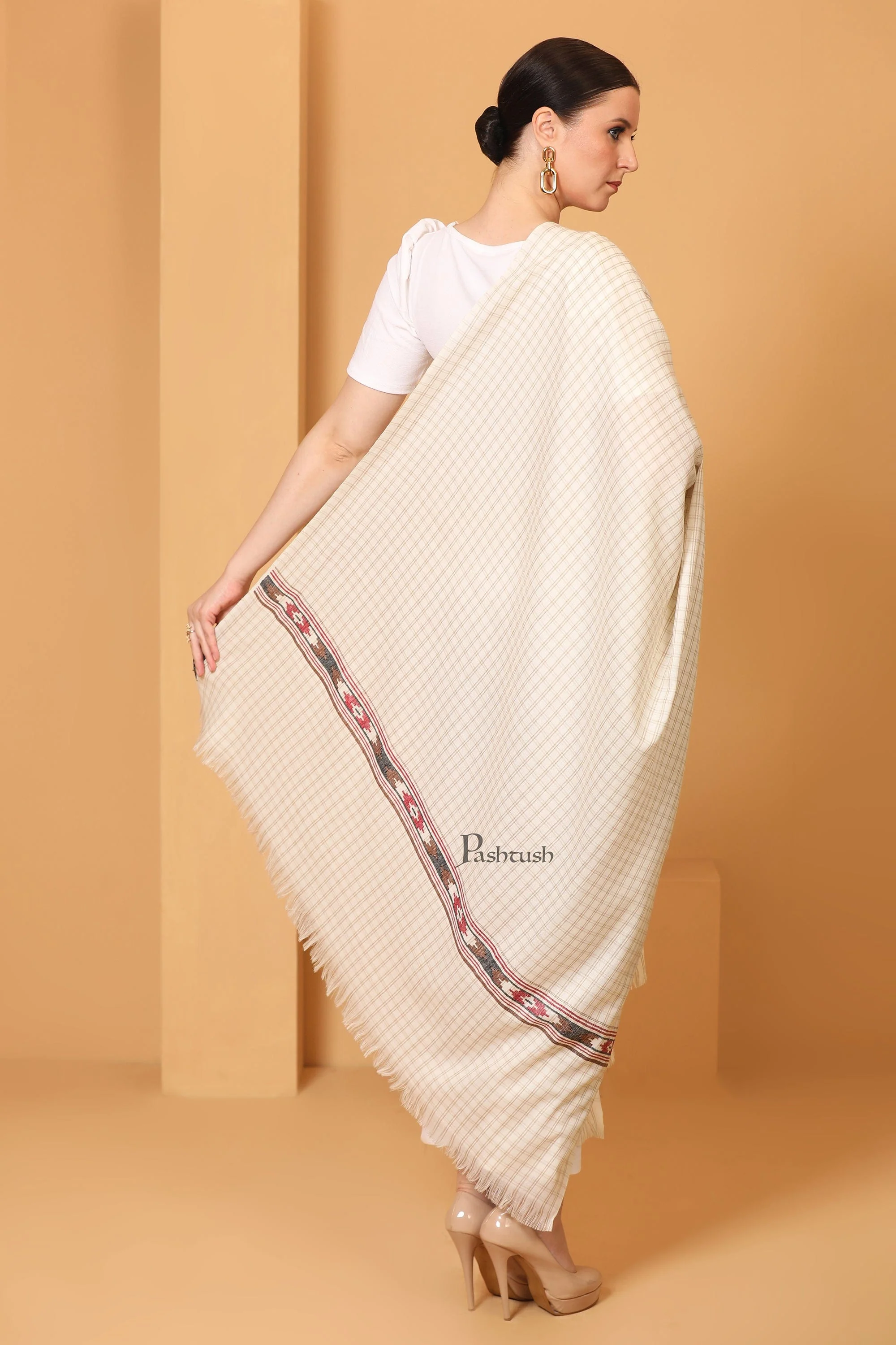 Pashtush Womens Fine Wool Shawl, Aztec Weave, Woven Design, Ivory - Image 2