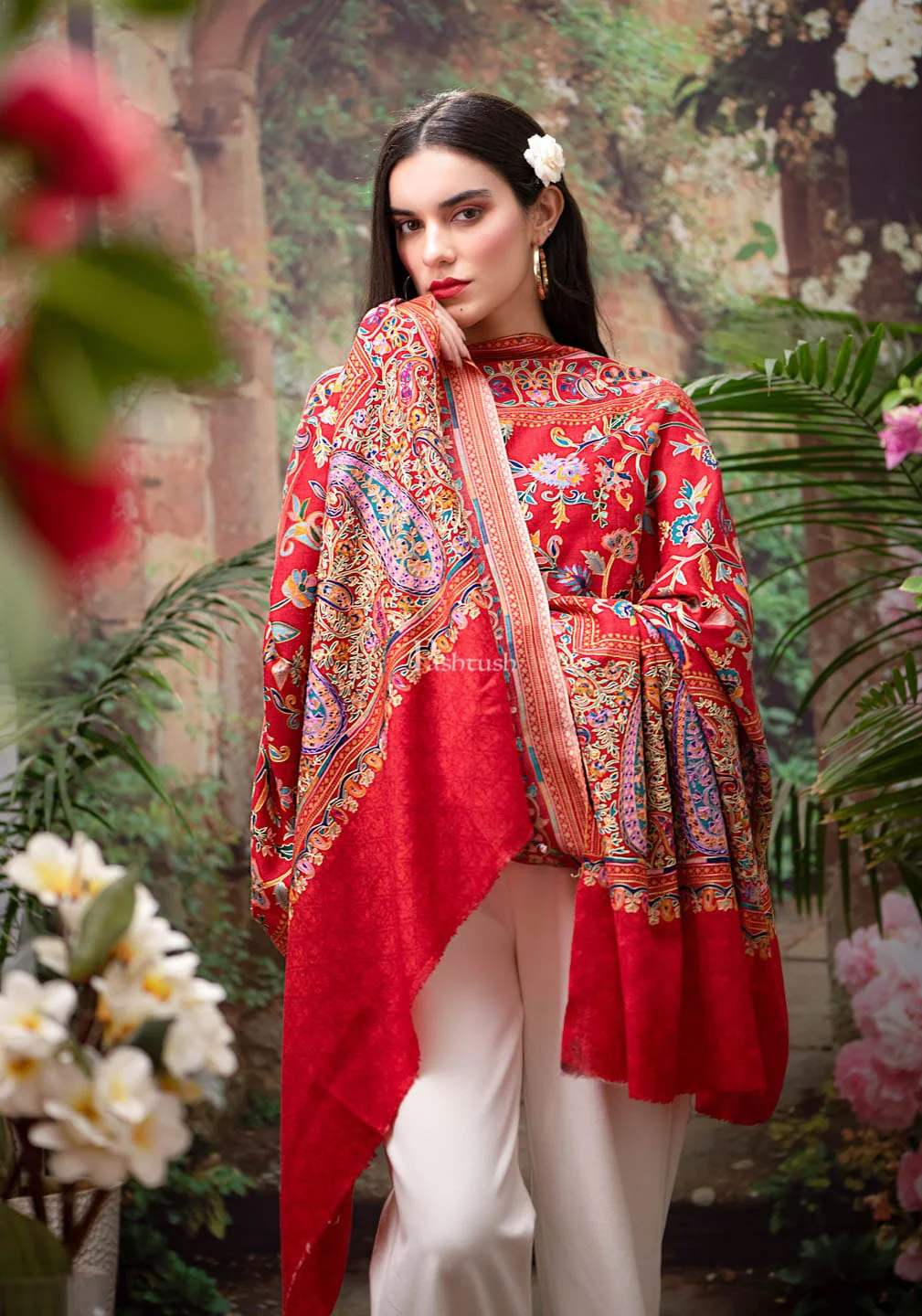 Pashtush womens Fine Wool shawl, Hand Embroidered Kalamkari design, Crimson - Image 5
