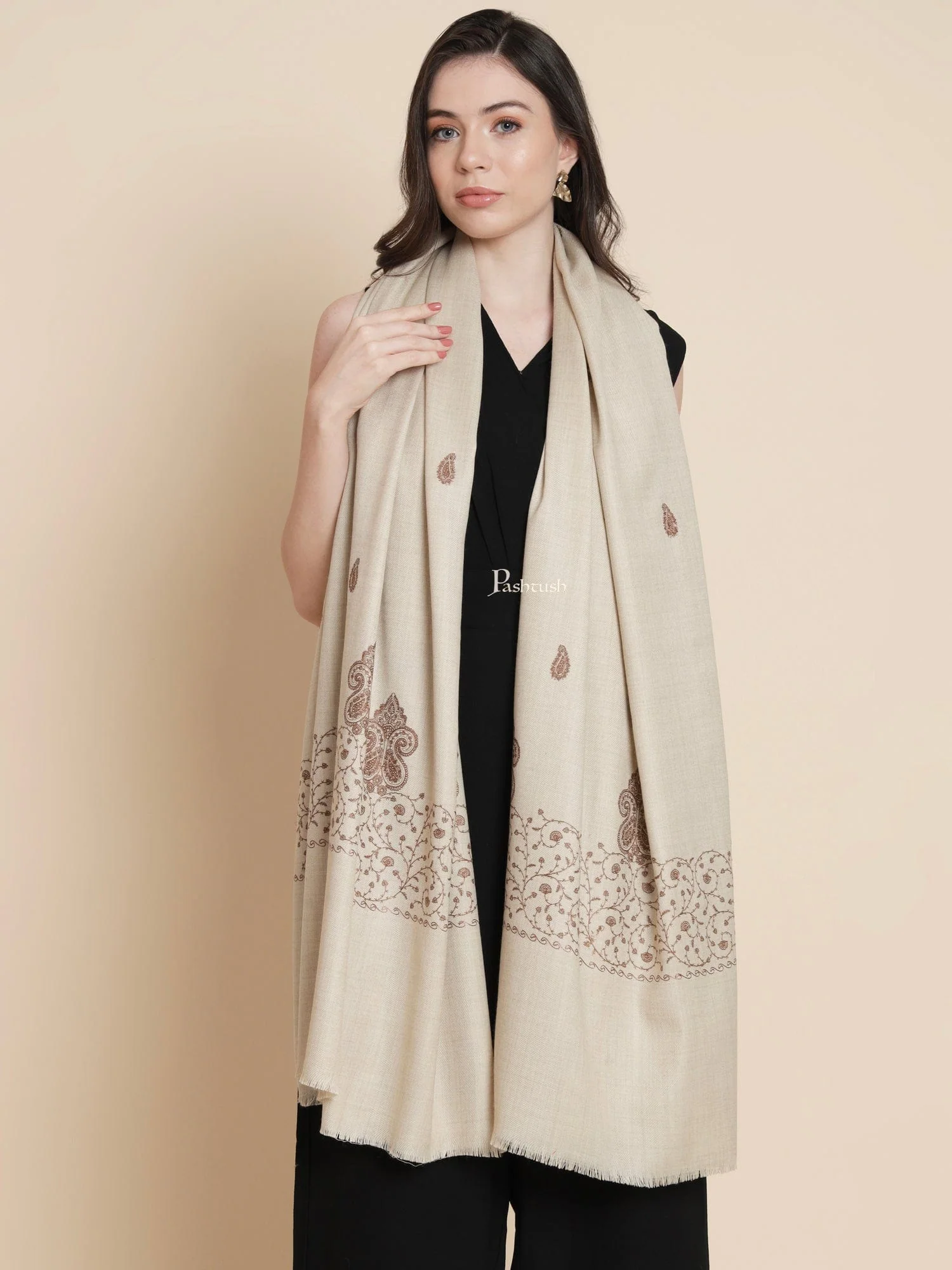 Pashtush womens Fine Wool shawl, tone and tone palla embroidery paisley design, Beige - Image 4