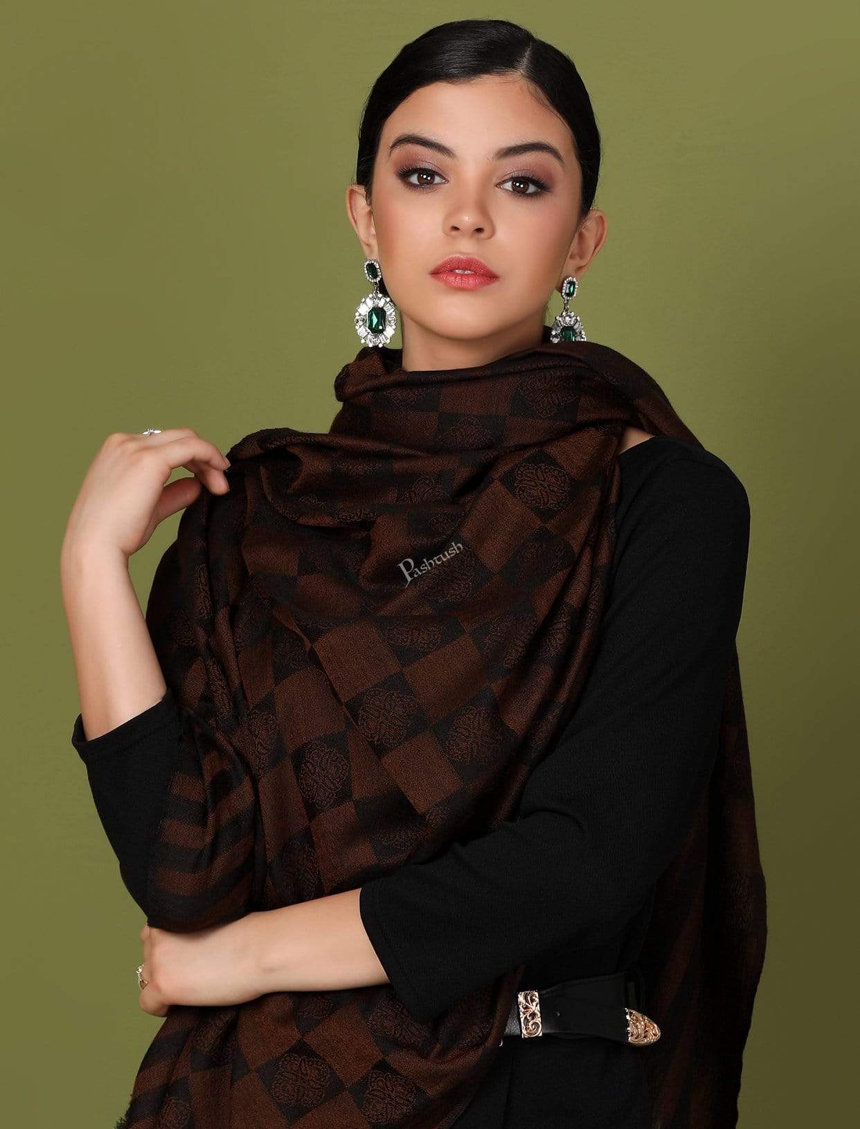 Pashtush Womens Fine Wool, Soft And Warm, Checkered Stole, Espresso Brown - Image 5