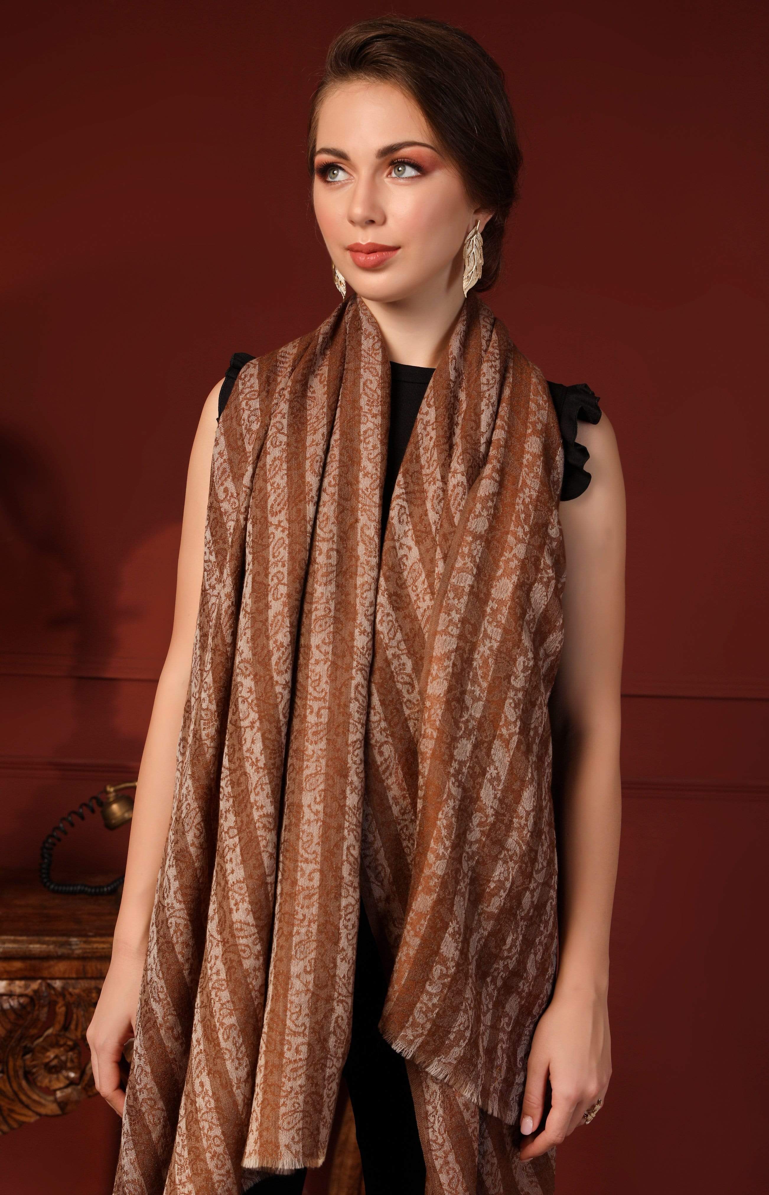 Pashtush Women'S Fine Wool Striped Stole, Espresso - Image 5