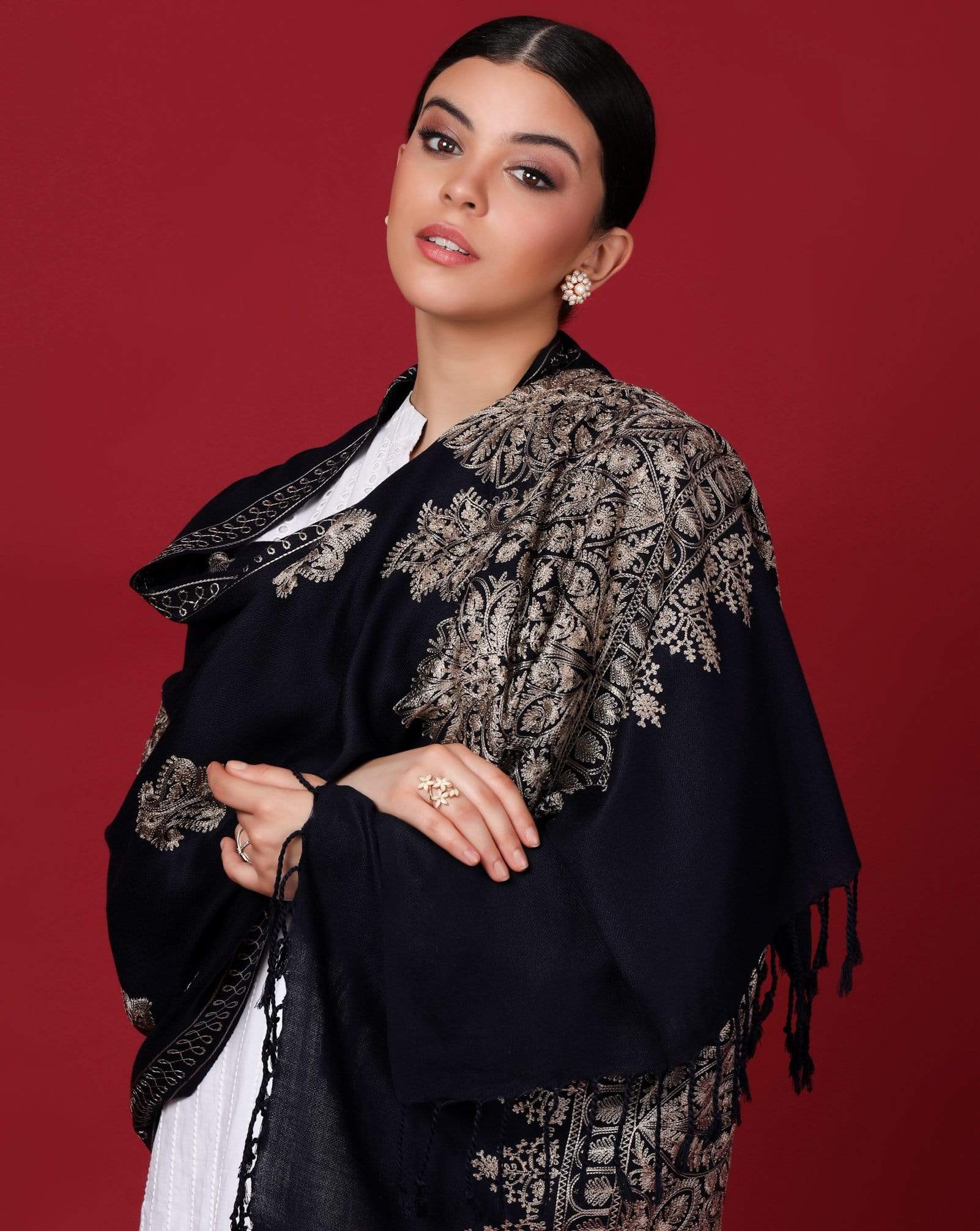 Pashtush Womens Fine Woollen, Silky Nalki Embroidery Needlework Stole, Midnight Blue - Image 4