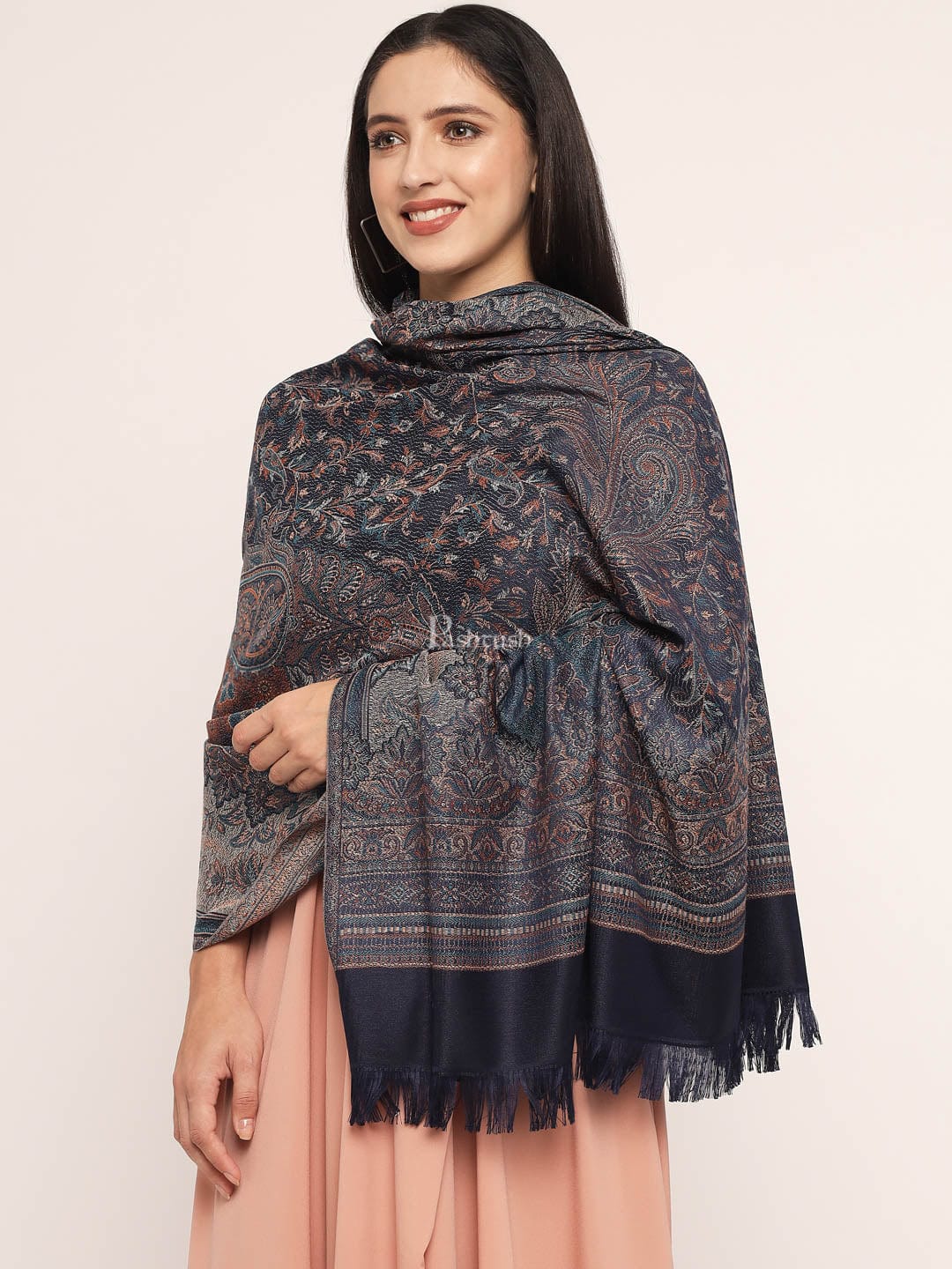 Pashtush Women'S Jamawar Shawl, Navy Blue - Image 4