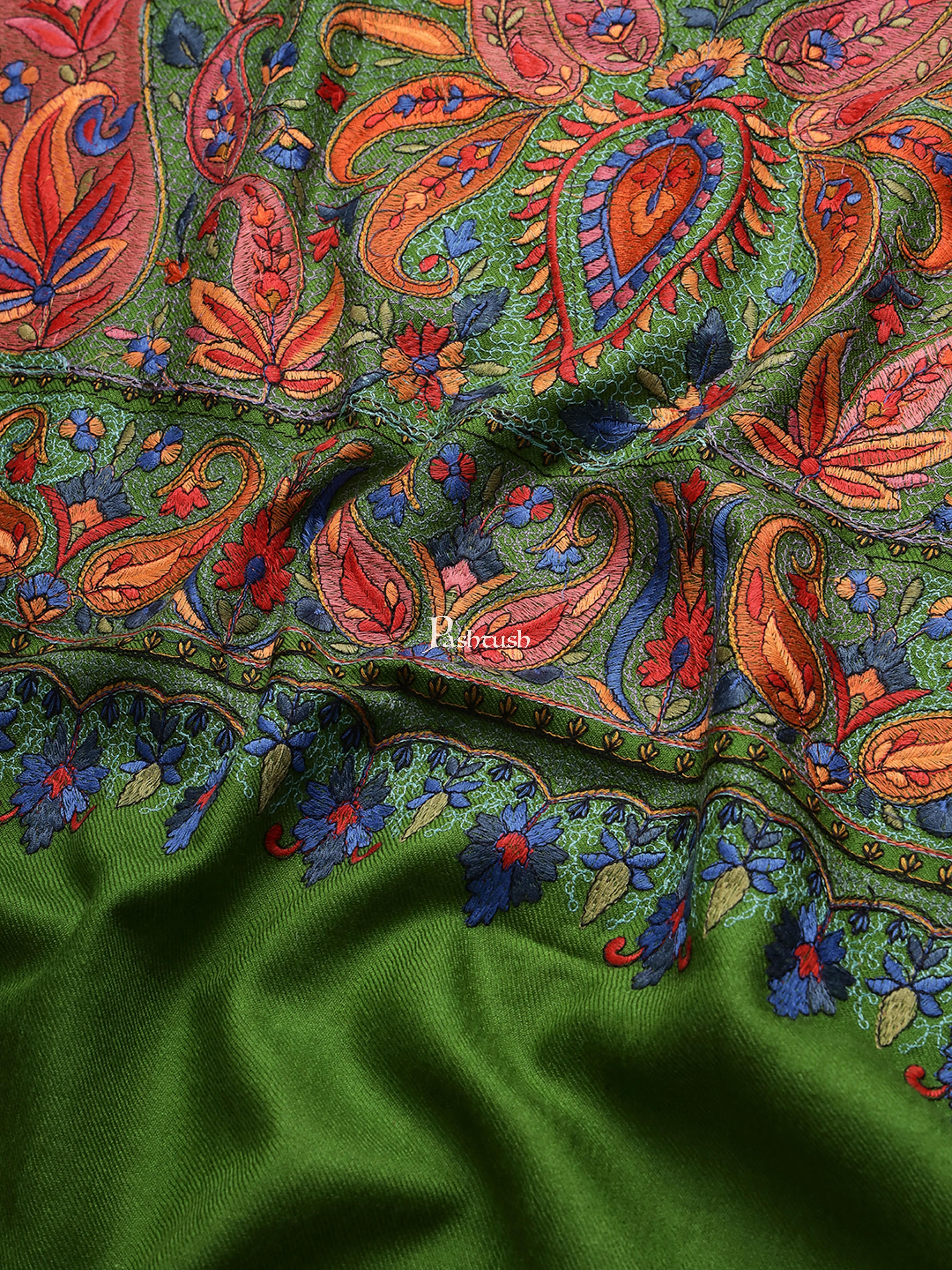 Pashtush Womens Papier Machè Embroidery Jaal Shawl, Extra Fine Wool - Emerald Green - Image 2
