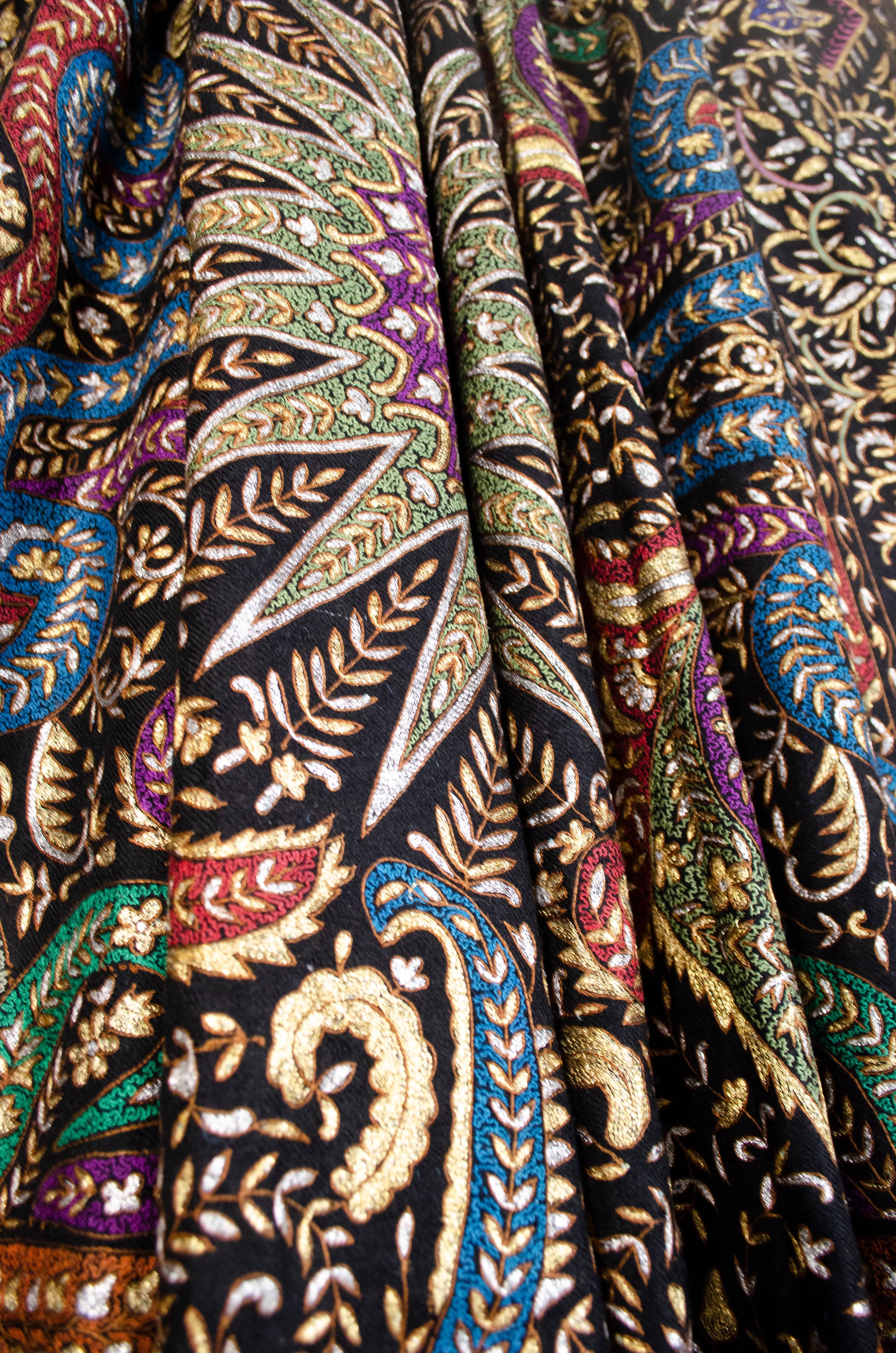 PASHTUSH WOMENS PASHMINA SHAWL, KASHMIRI TILLA WORK, HANDLOOM, MULTICOLOURED - Image 3