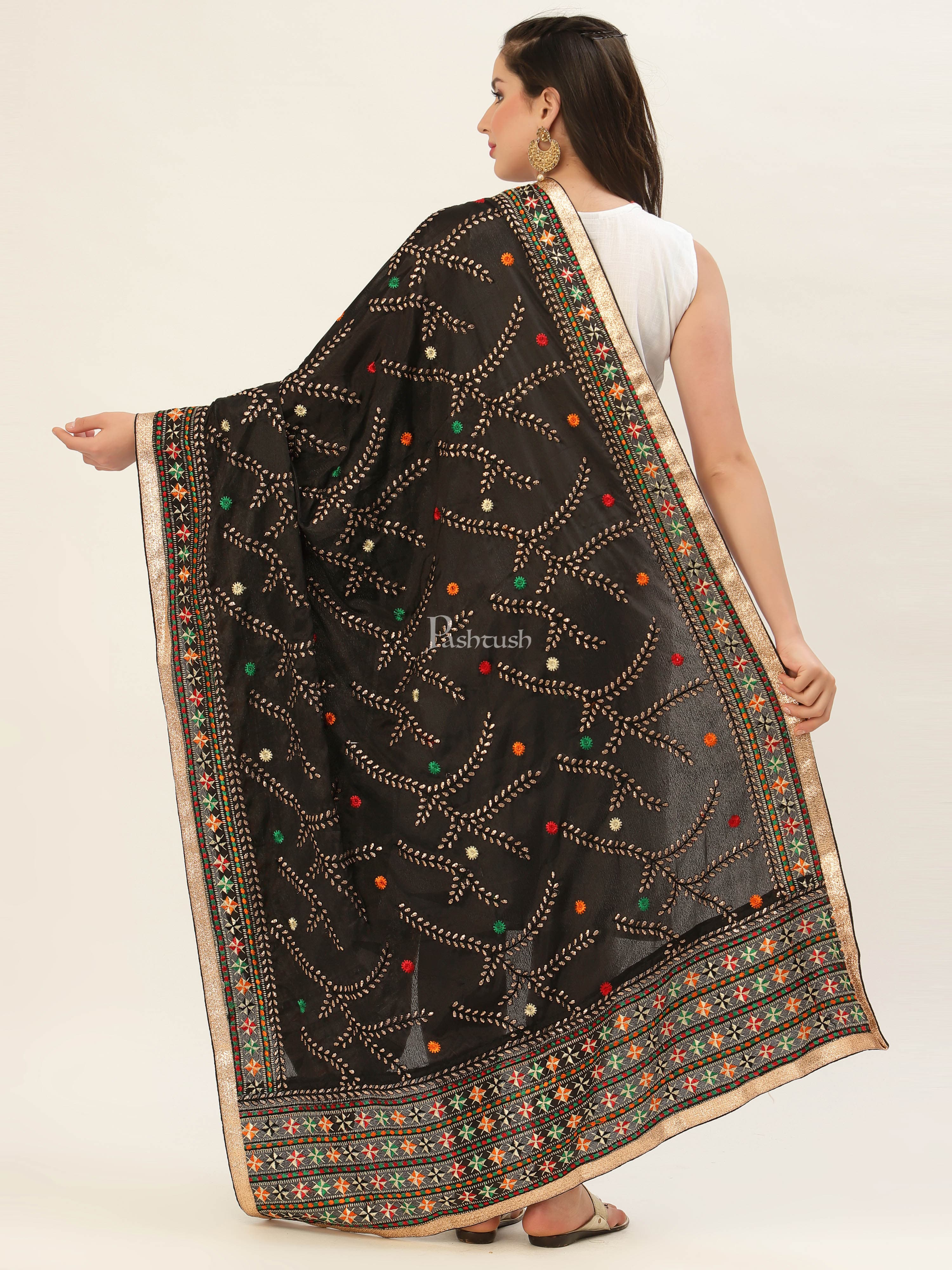 Pashtush Womens Phulkari Dupatta, Black