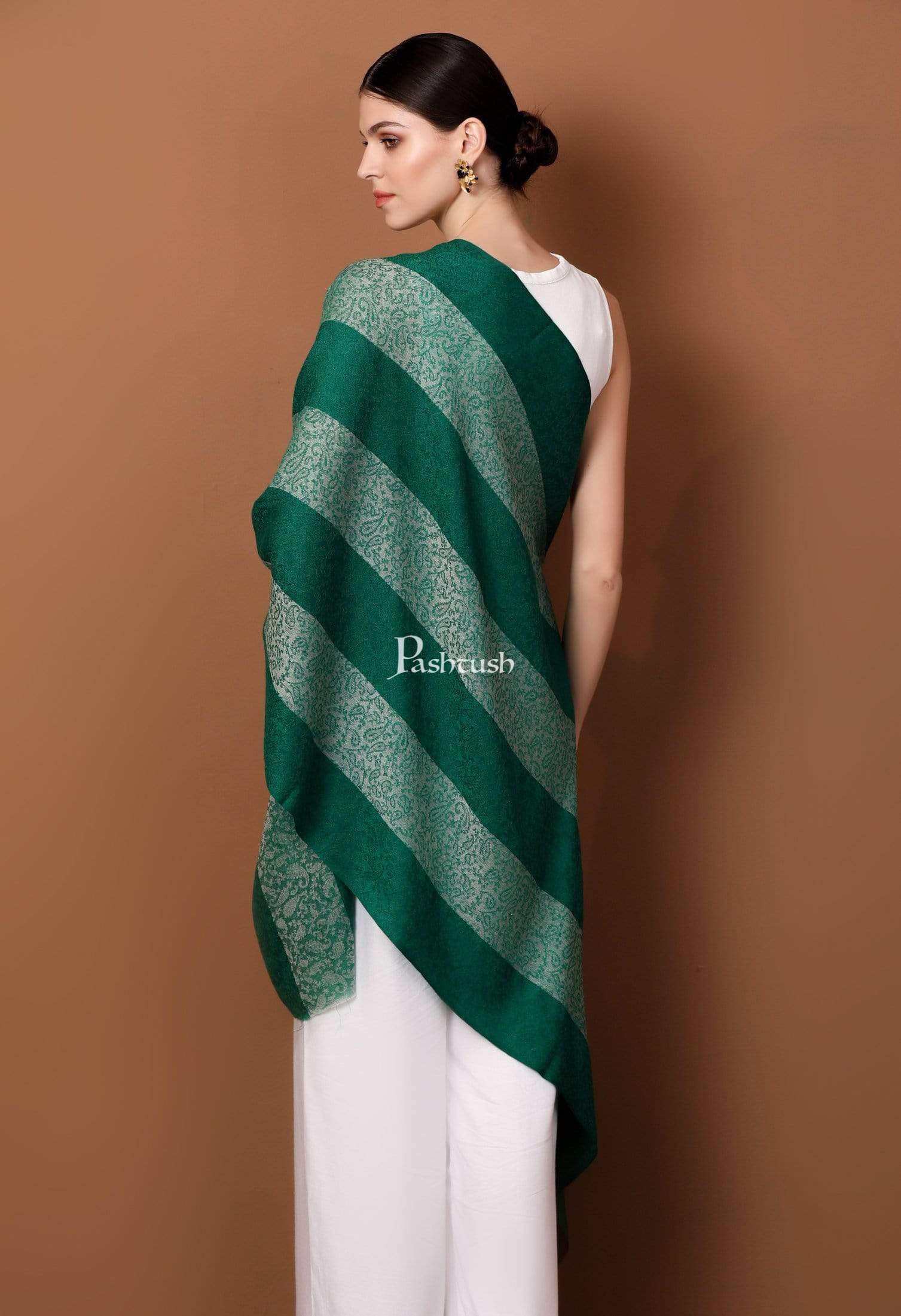 Pashtush Women'S Reversible Stole, Scarf With Stripes, Emerald Green - Image 4