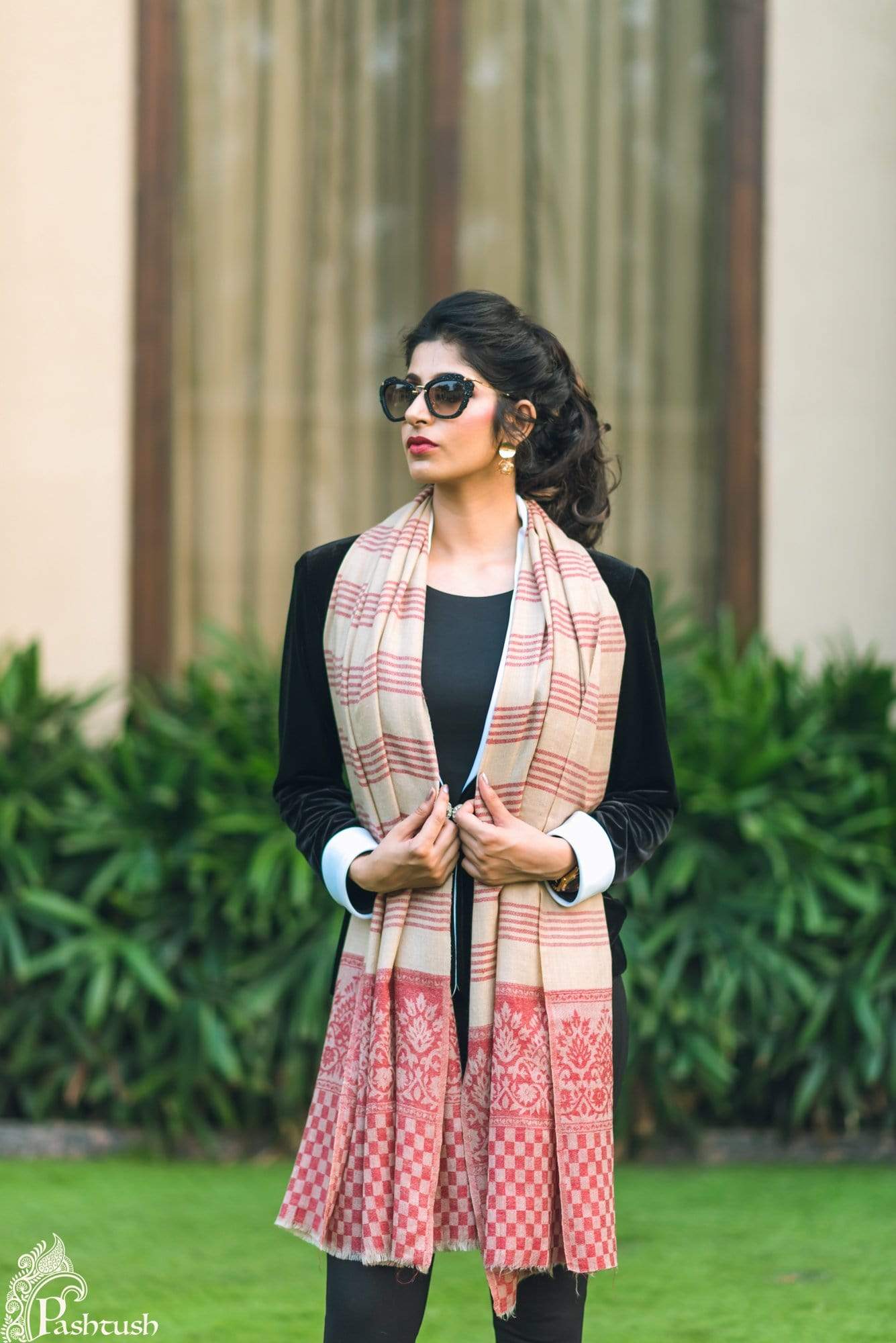 Pashtush Women'S Reversible Stole With Jacquard Weave, Beige And Maroon