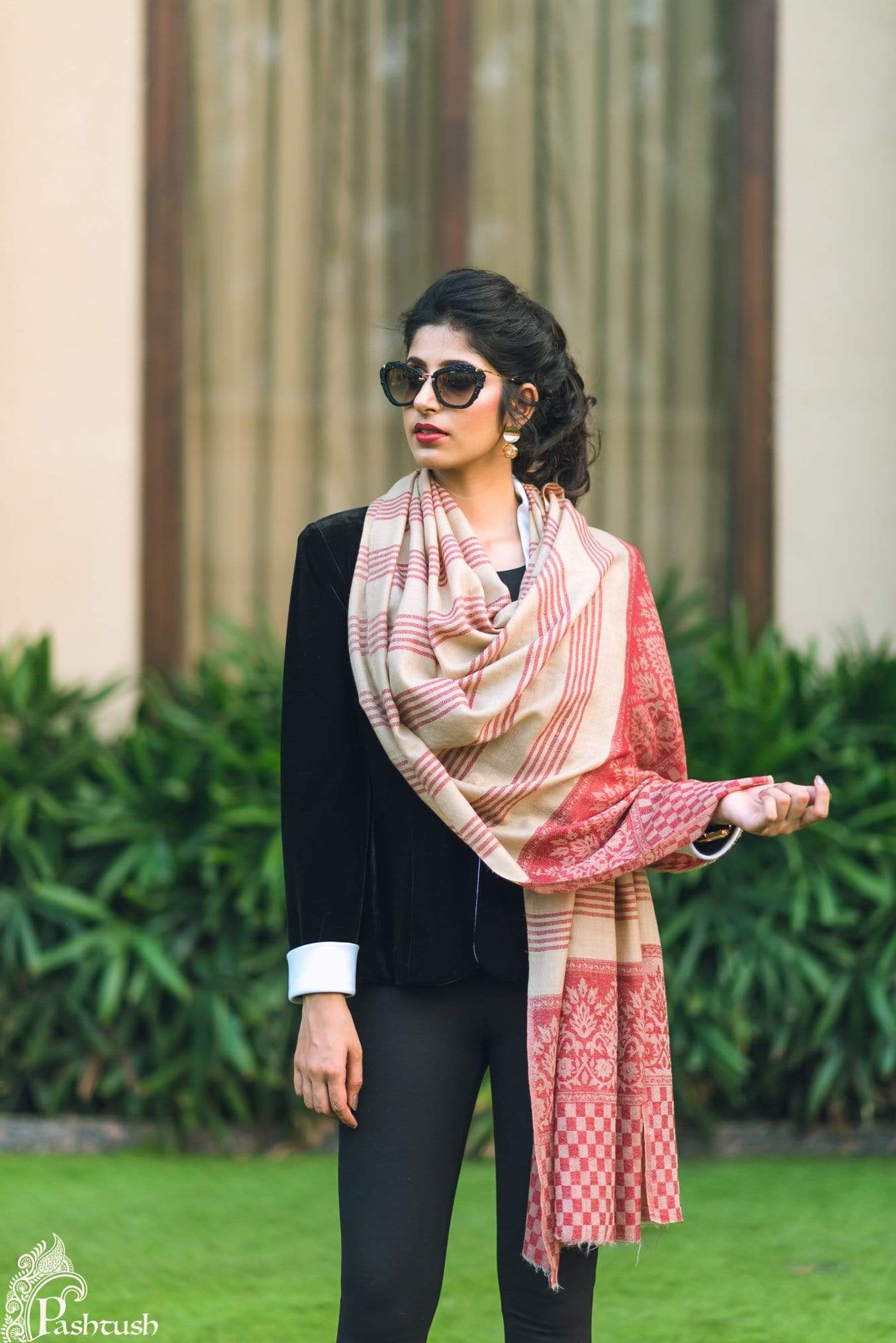Pashtush Women'S Reversible Stole With Jacquard Weave, Beige And Maroon - Image 2