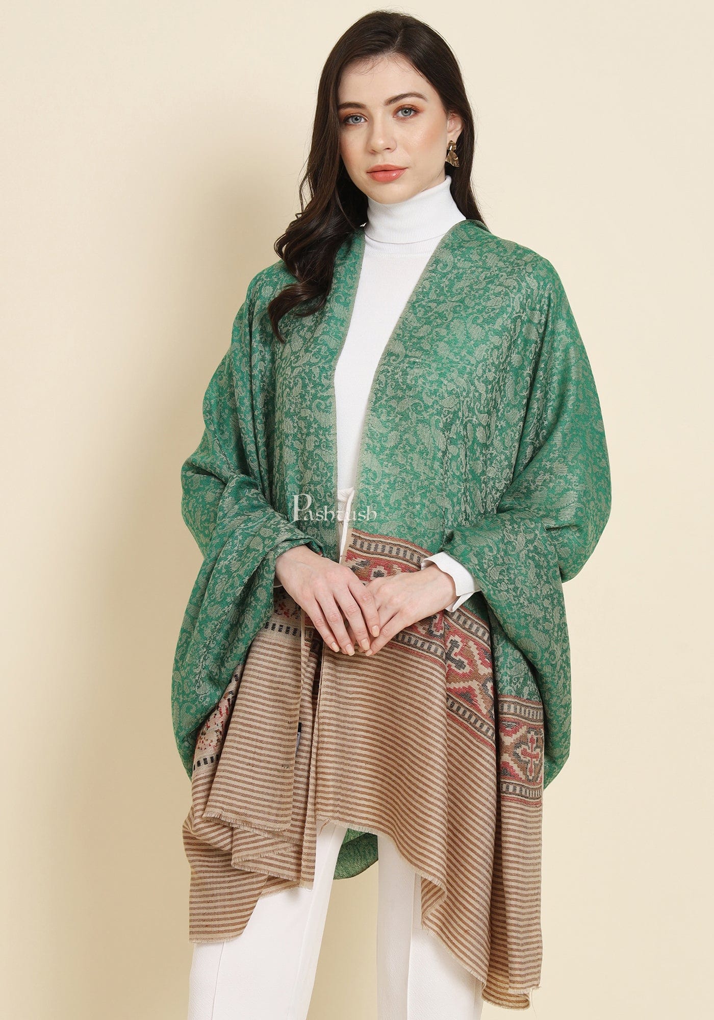 Pashtush Womens Shawl, Fine Wool, Aztec Weave, Soft light weight, Emerald Green - Image 6