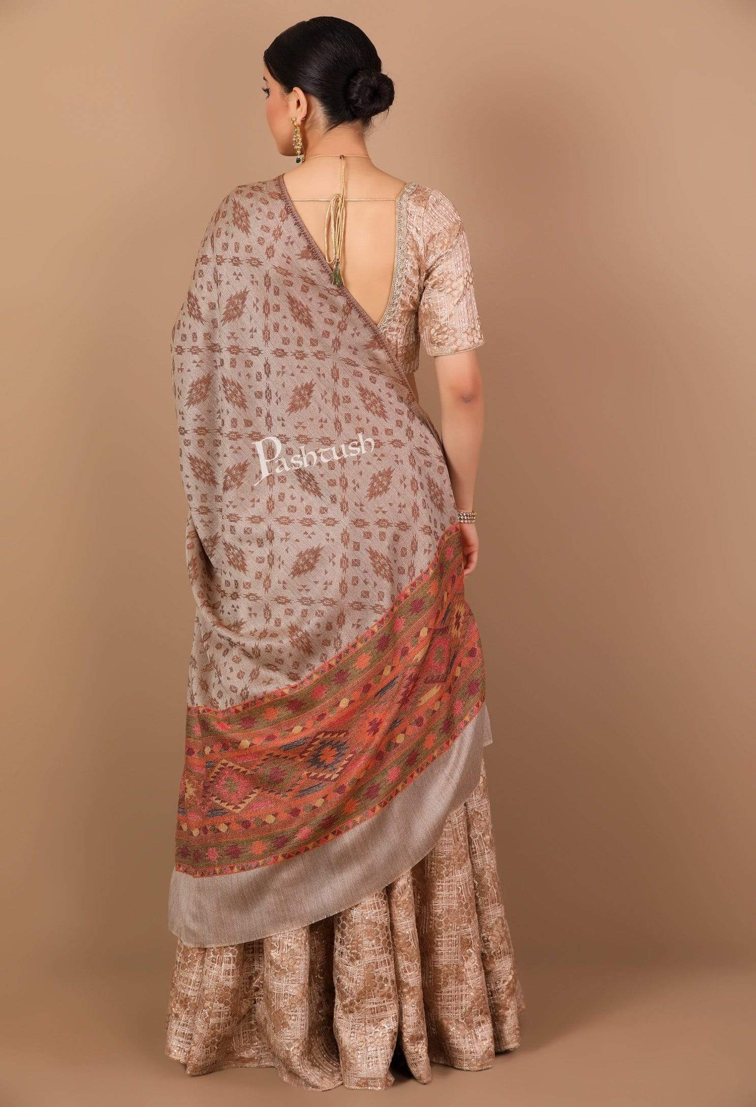 Pashtush Women'S Soft Fine Wool Reversible Shawl With Ethnic Weave Palla, Espresso - Image 5