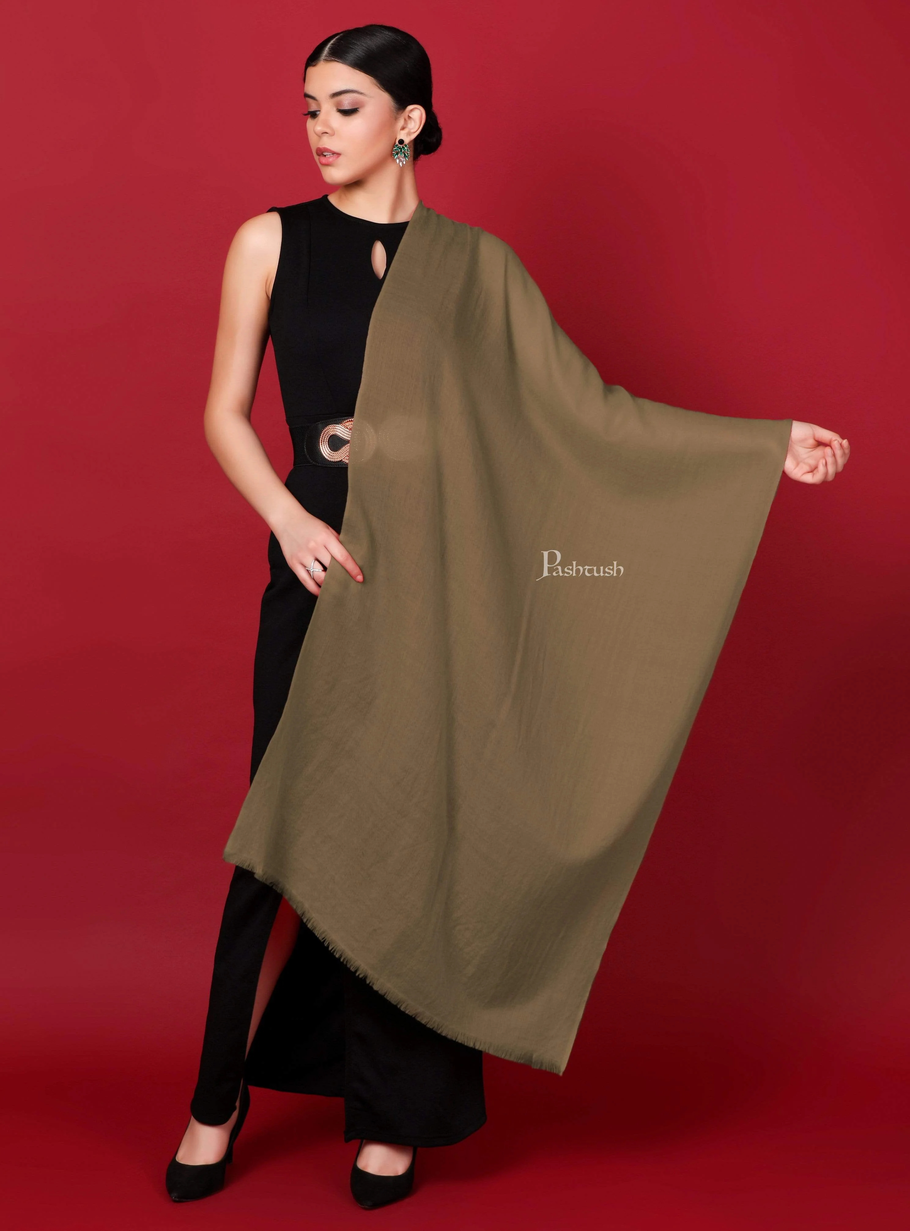 Pashtush Womens Softest Cashmere  Scarf, Diamond Weave, Sandy Brown