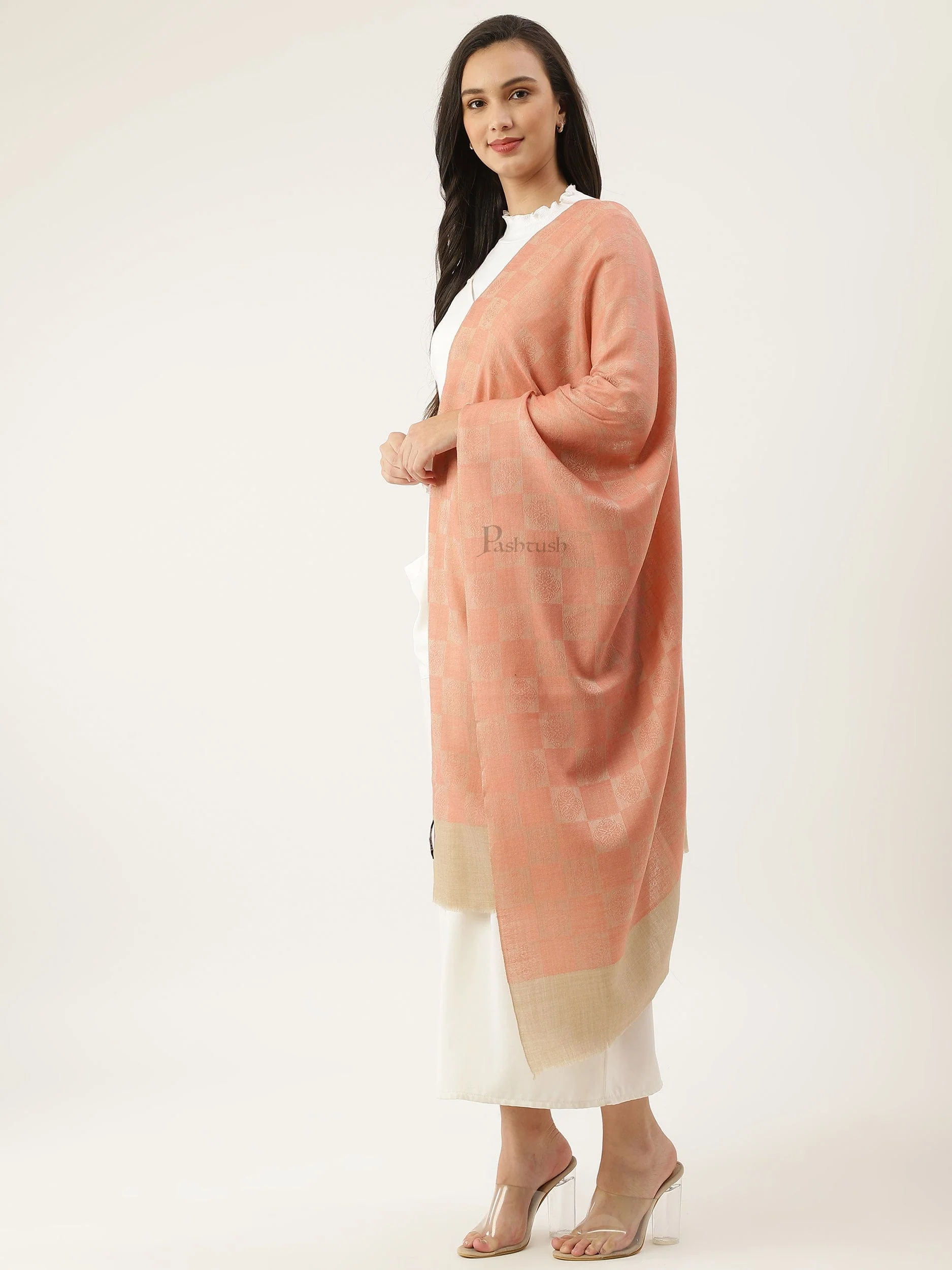 Pashtush womens Stole, Checkered design, Peach - Image 4