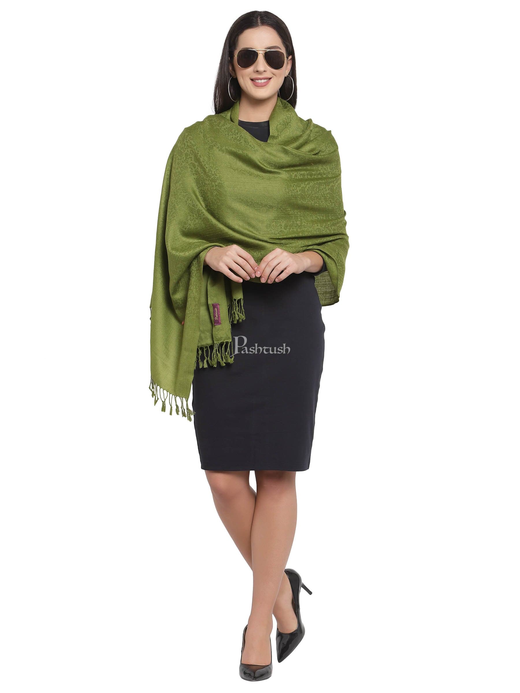 Pashtush Womens Stole, Fine Wool Scarf, Paisley Jacquard Weave, Olive Green - Image 5