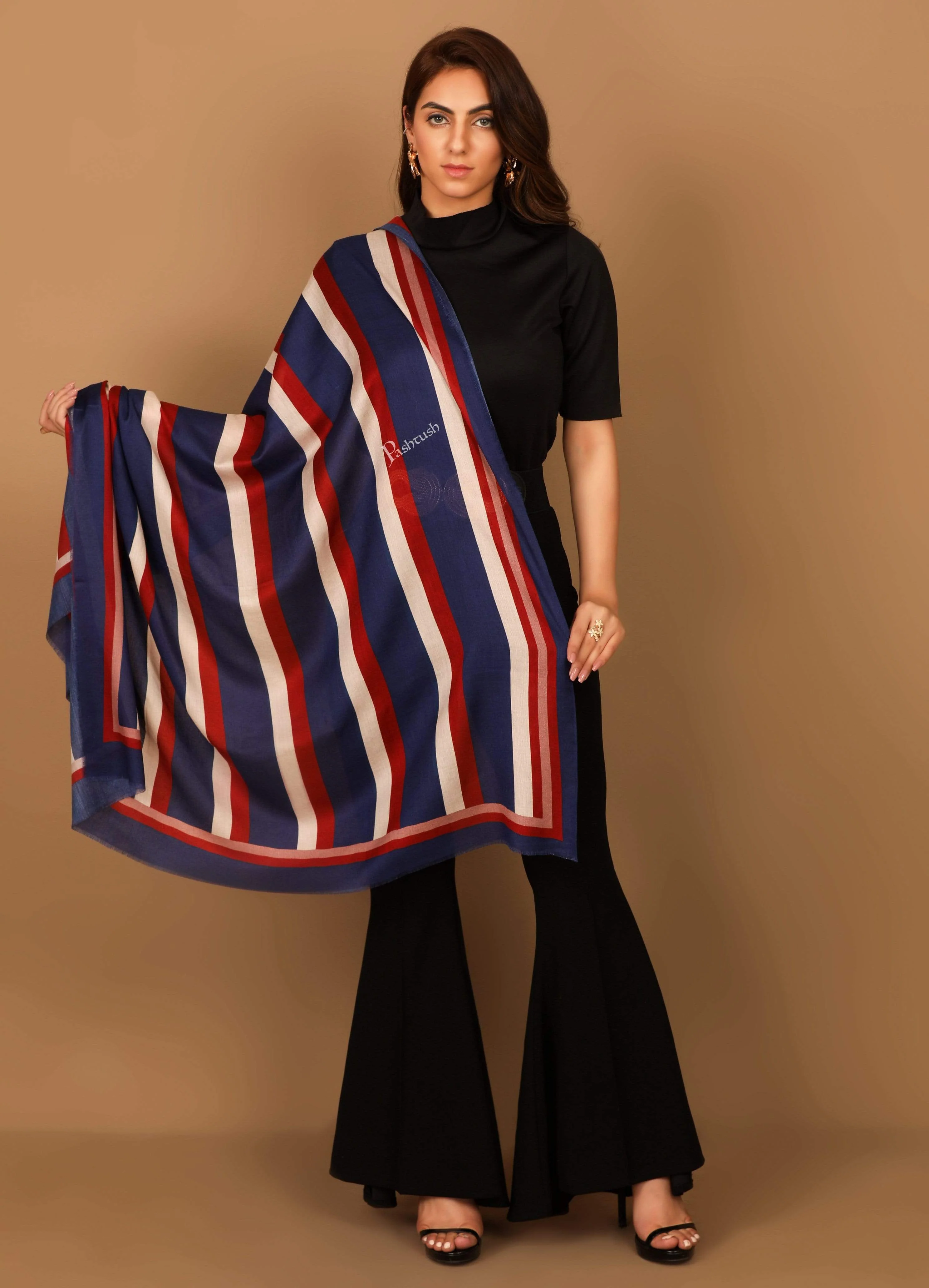 Pashtush Womens Ultra Soft Multicoloured Bamboo Scarf - Image 4