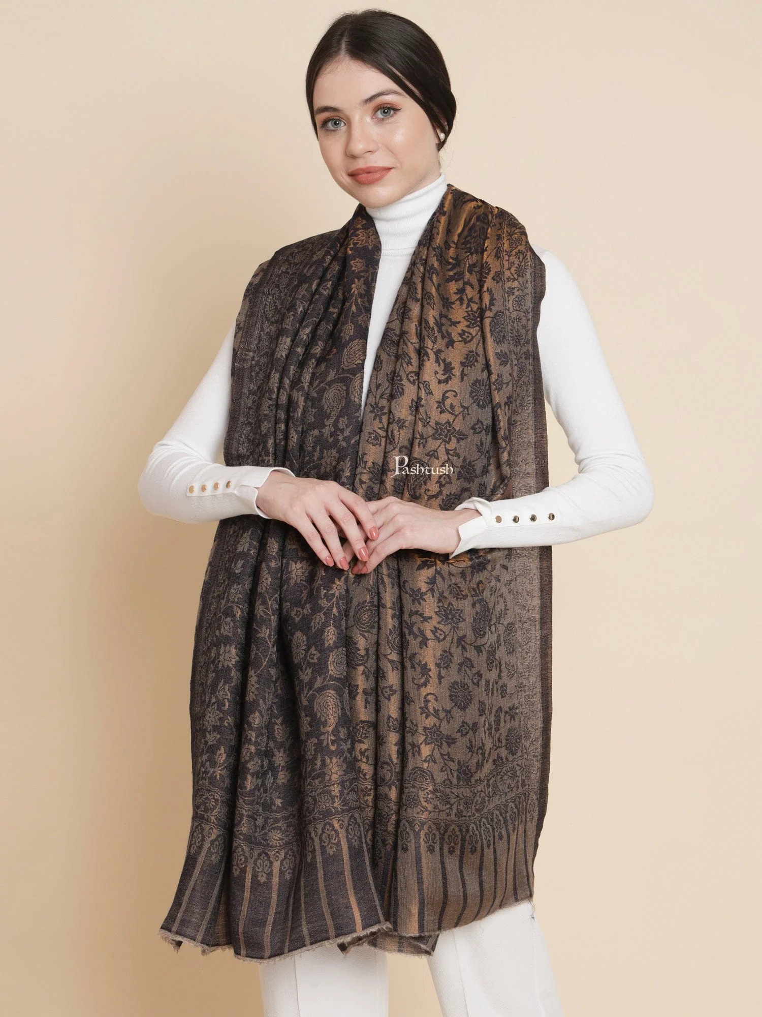 Pashtush Womens, Wool Extra Fine Count , Paisley Twilight Collection, Soft Metallic Thread Woven, Navy Blue - Image 4