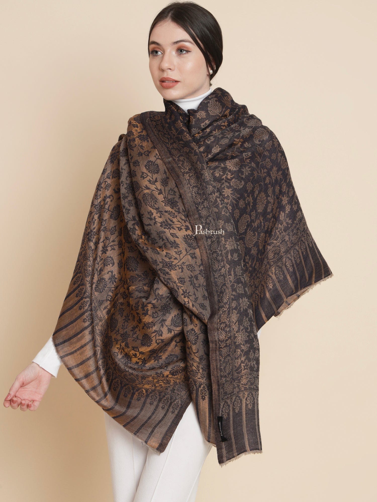 Pashtush Womens, Wool Extra Fine Count , Paisley Twilight Collection, Soft Metallic Thread Woven, Navy Blue - Image 5